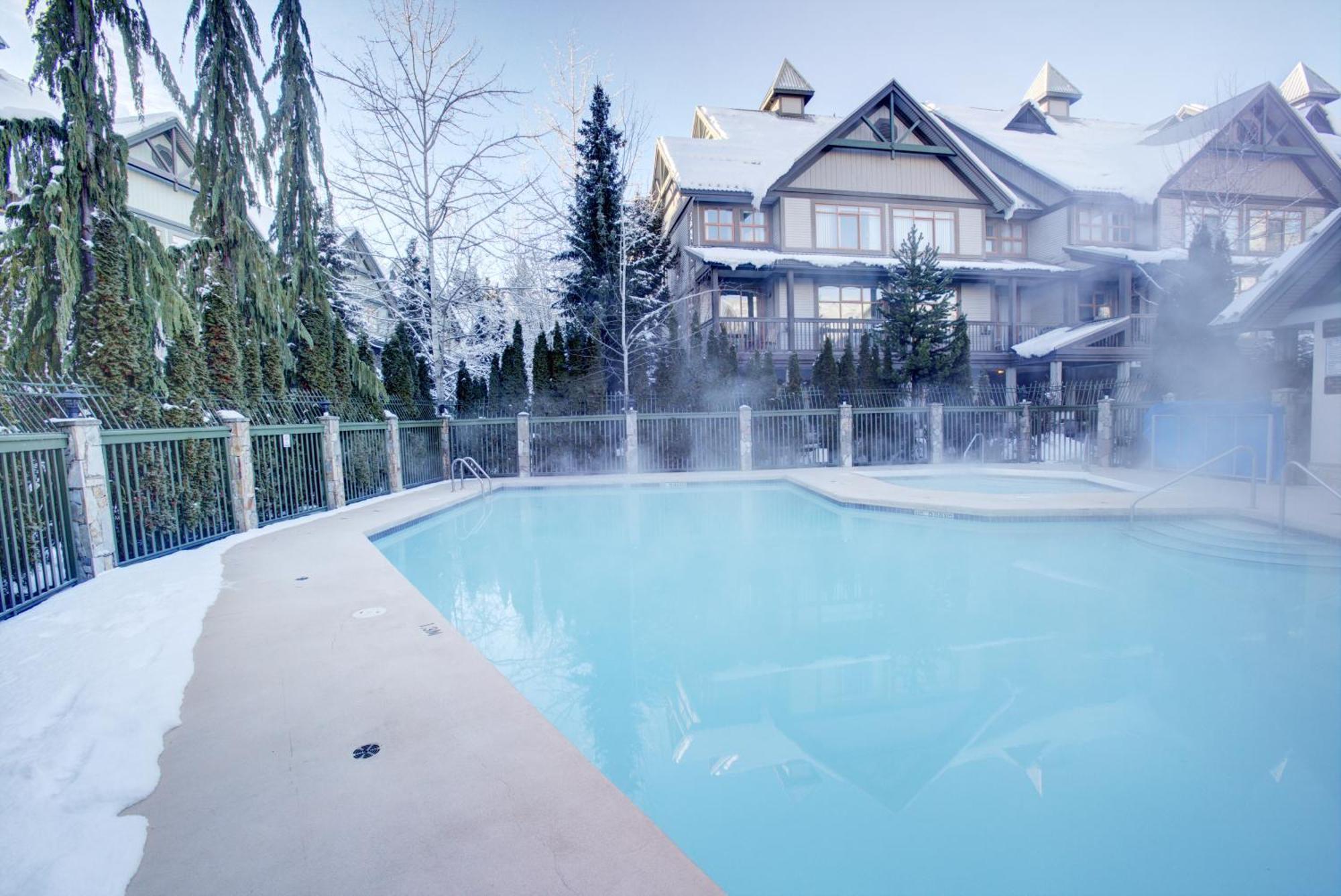 Вилла Northstar At Stoney Creek Уистлер Номер фото