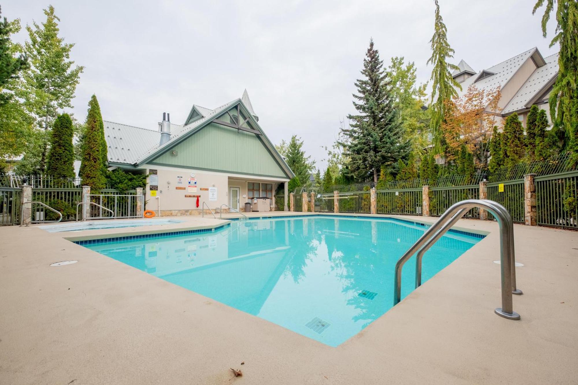 Вилла Northstar At Stoney Creek Уистлер Экстерьер фото